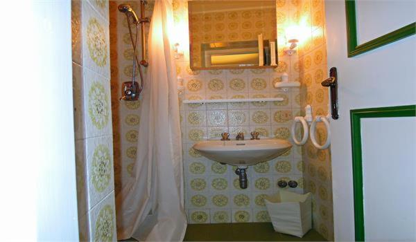 Villa Pinetina Gargnano Esterno foto