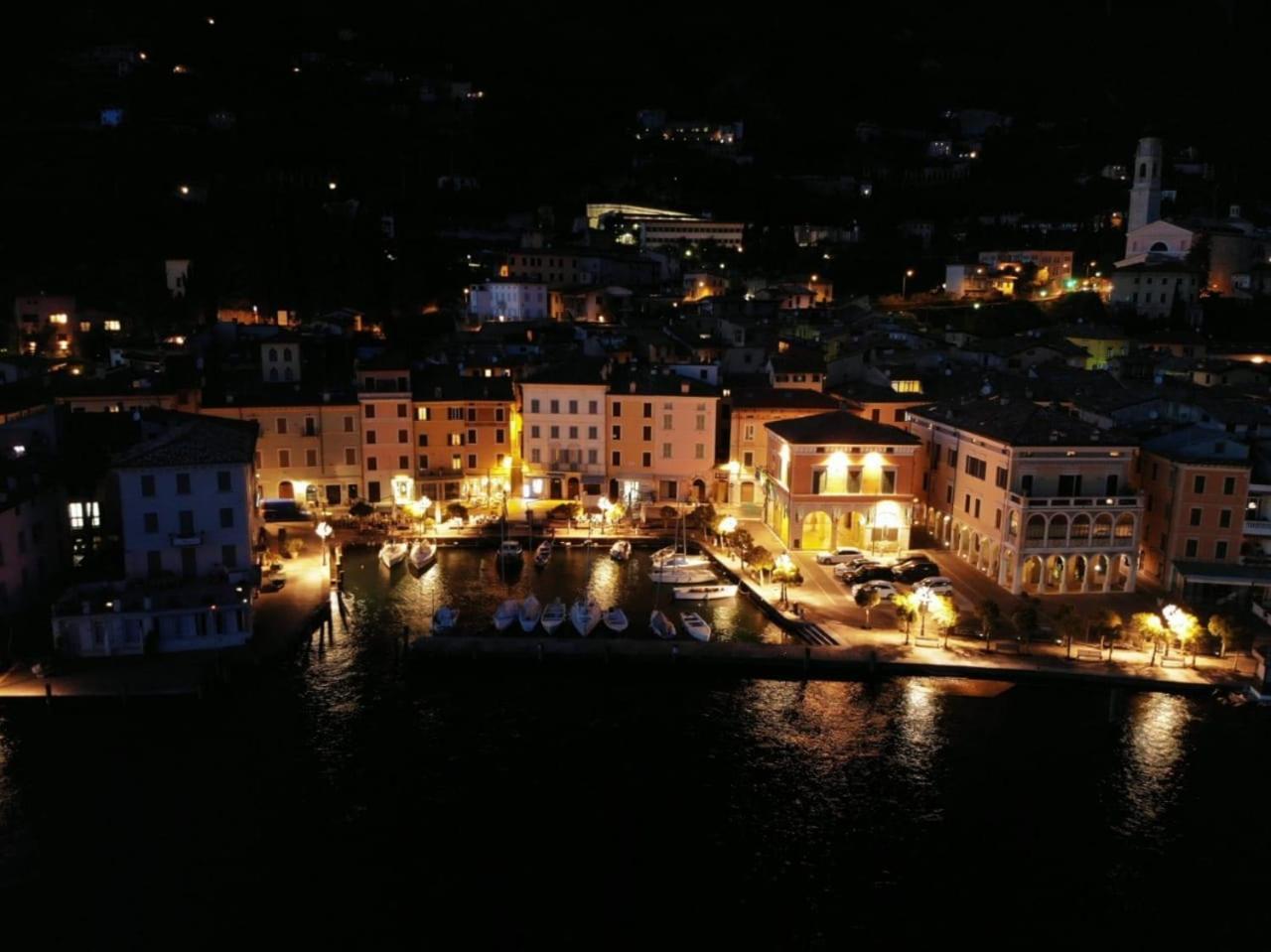 Villa Pinetina Gargnano Esterno foto